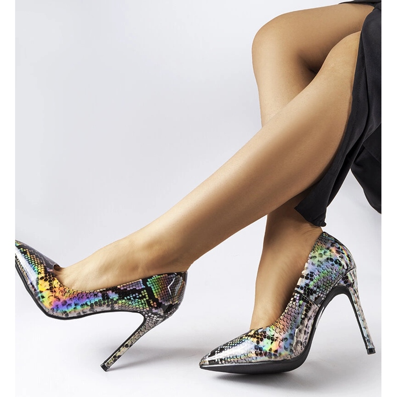 Srebrne lakierowane szpilki Ella srebrny 1