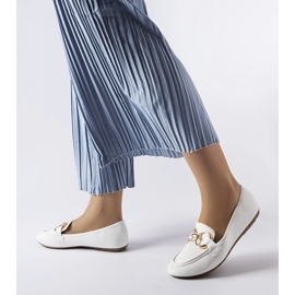 Białe mokasyny damskie Couturier 1