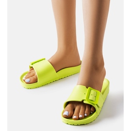 Zielone gumowe klapki z klamerką Nelm 1