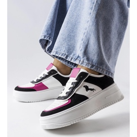 Czarno-różowe sneakersy na platformie Gidle czarne 1