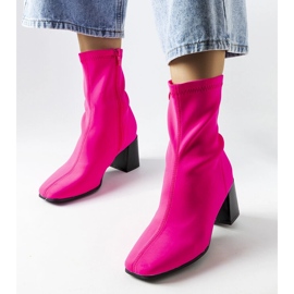 Różowe satynowe botki na słupku Laforgen 1