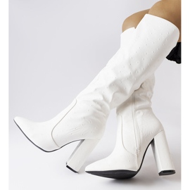 Białe kozaki X8266 White czarne 1