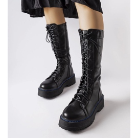 Czarne ocieplane kozaki na platformie Hide 1