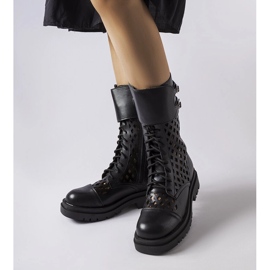 Czarne ażurowe workery Amarante 1