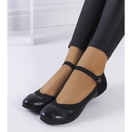 Czarne baleriny na gumkę Hari 1