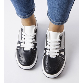 Czarne sportowe sneakersy Willson 1