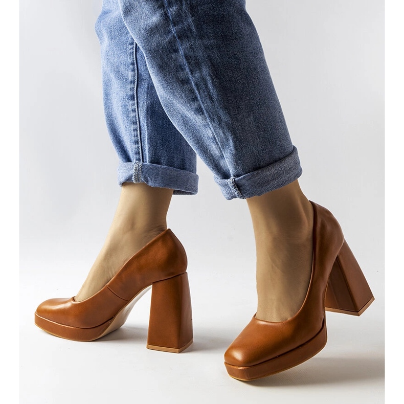 Brązowe czółenka na wysokim słupku Mailly 1