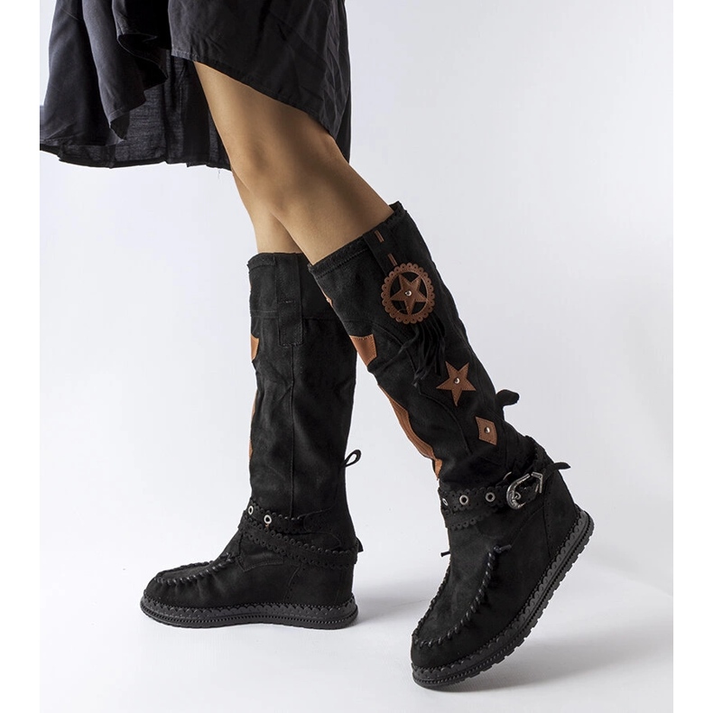 Inna Czarne kozaki w stylu boho Putignano 1