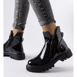 Czarne lakierowane botki ocieplane Ritte 1