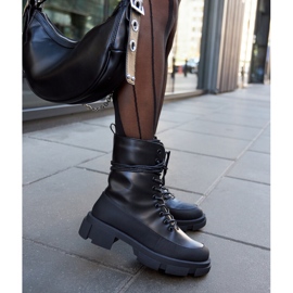 Czarne klasyczne ocieplane workery Apodaca 2