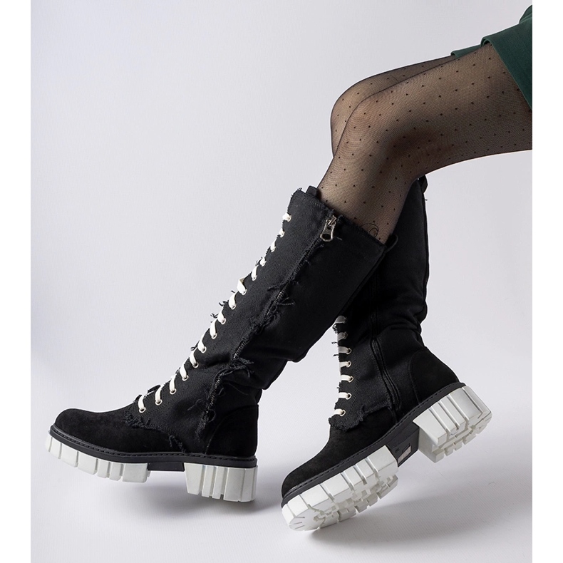 Czarne materiałowe ocieplane kozaki Palmer 1