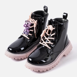 Evento Czarno-różowe lakierowane trapery z misiem Orso czarne 1