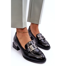 Vinceza Lakierowane Półbuty Mokasyny Na Obcasie Czarne 2