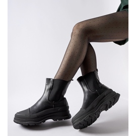 Czarne botki na sportowej podeszwie Ermanno 1