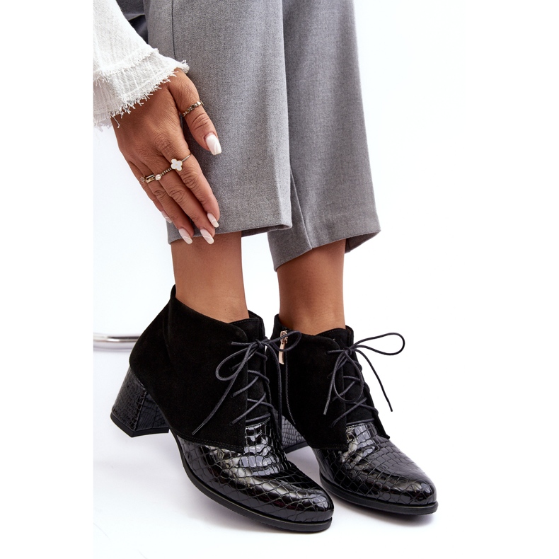PA2 Damskie Botki Na Niskim Słupku Wężowy Wzór Czarne Ebba 2