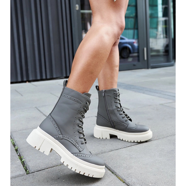 Zielone trapery zdobione przeszyciami Nicla 2