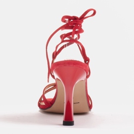 Marco Shoes Eleganckie sandały na szpilce z wiązanym rzemykiem czerwone 4