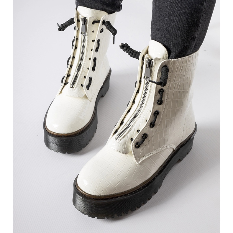 Inna Białe botki na platformie z tłoczeniem Ascea 1