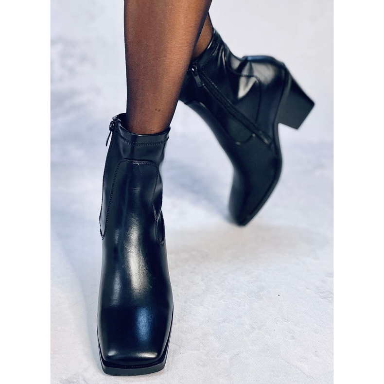 Botki na obcasie Arya Black czarne 1