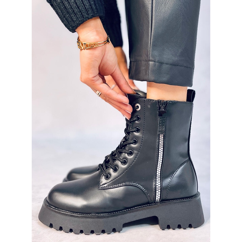 Botki sznurowane Hargest Black czarne 1