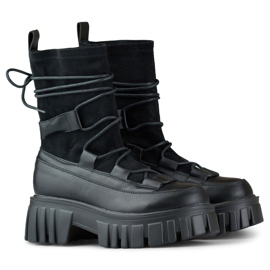 Wiązane botki damskie na platformie z elastyczną cholewką czarne 1