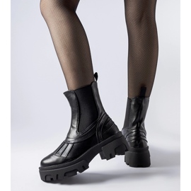 Czarne masywne ocieplane workery Carruba 1