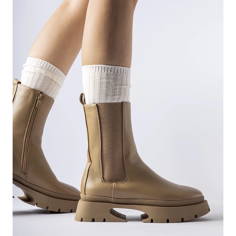 Brązowe ocieplane botki Mombello 1