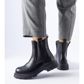 Czarne klasyczne botki Giacinta 2