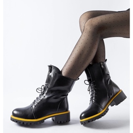 Czarne workery z żółtym zdobieniem Elisabetta 1