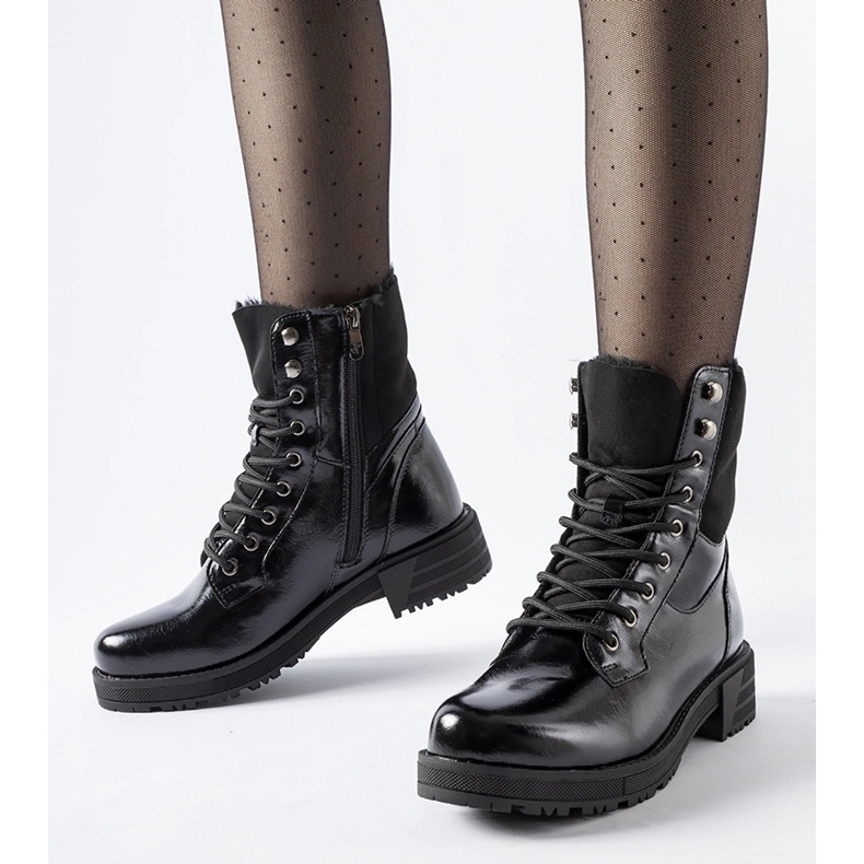 Czarne ocieplane workery 1