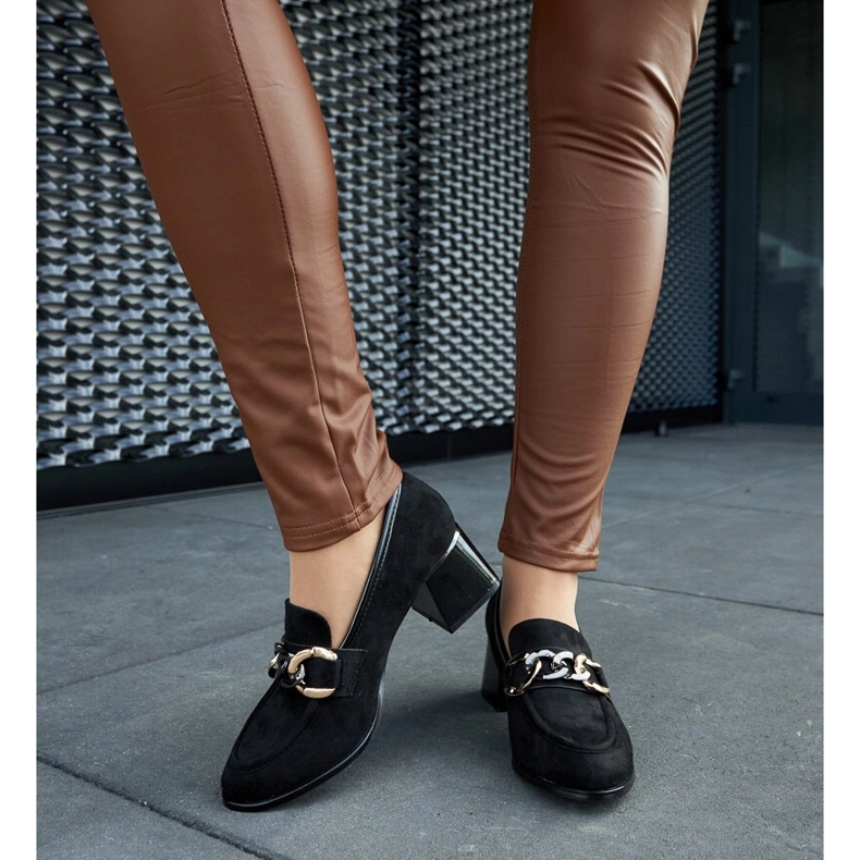 Czarne czółenka na klocku eko-zamsz 1