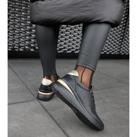 Czarne skórzane sneakersy na koturnie Federico 1