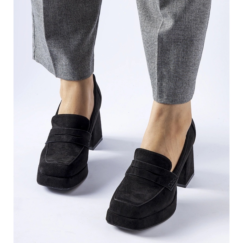 Czarne czółenka na wysokim słupku Solaine 1