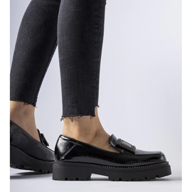 Czarne lakierowane mokasyny z cyrkoniami Clarks 1