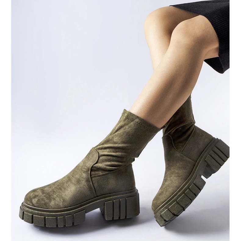 Zielone wsuwane botki eko-zamsz Montefusco 1