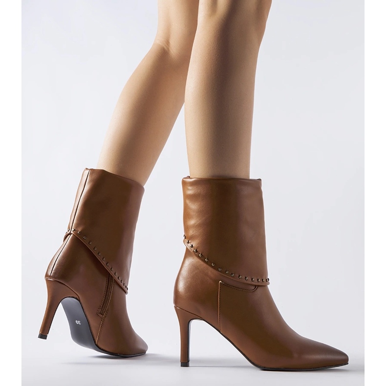 Brązowe ocieplane botki na szpilce Cipresso 1