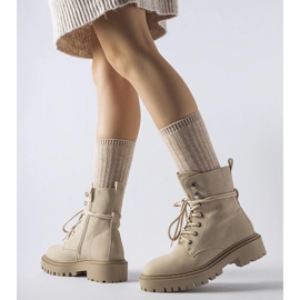 Beżowe płaskie trapery z protektorem Brattle beżowy 1