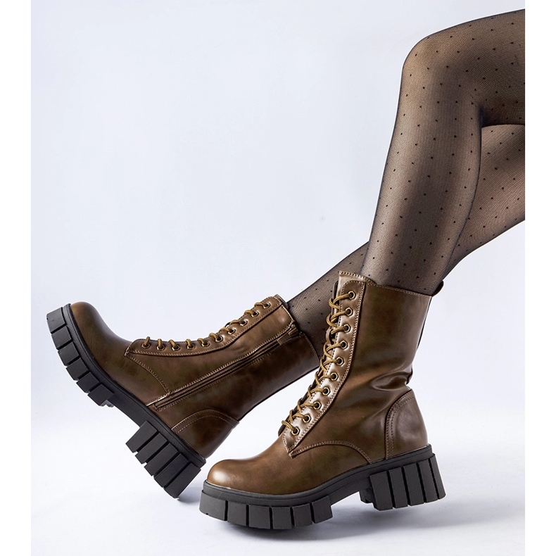 Brązowe klasyczne workery Pedraza 1