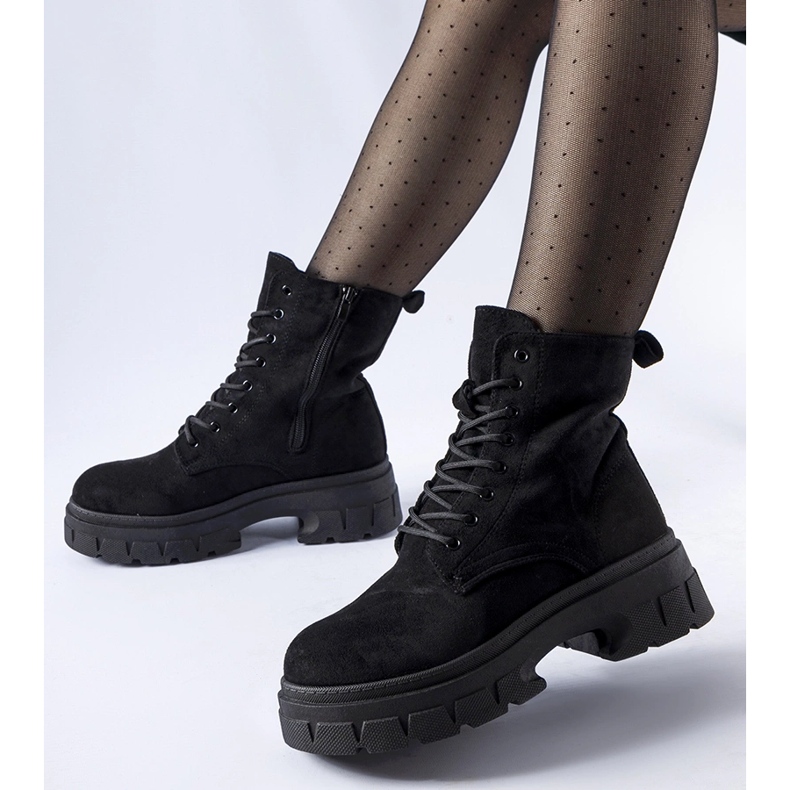 Czarne workery na grubszej podeszwie Qureshi 1