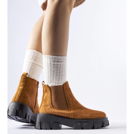 Brązowe niskie buty na masywnej podeszwie Willo 1