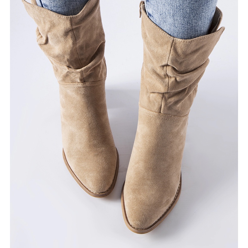 Beżowe ocieplane kowbojki na słupku Filomena beżowy 1