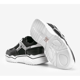 Czarne sneakersy na grubej podeszwie z motywem skóry węża Anika 1