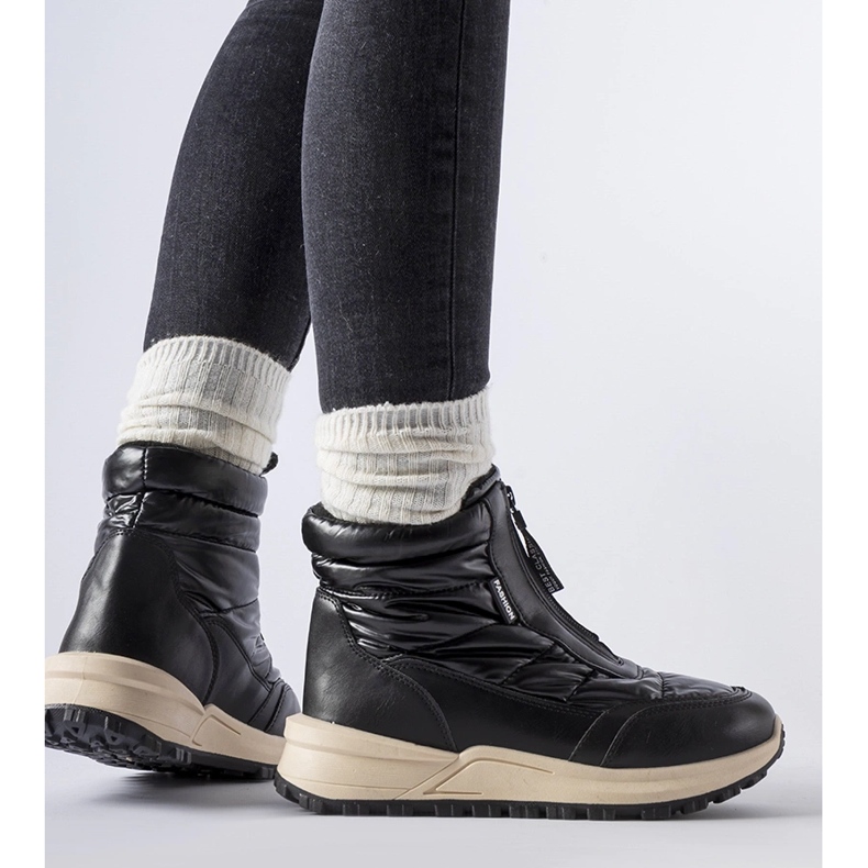 Czarne ocieplane śniegowce na zamek Ritter 1