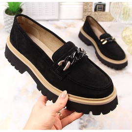 Zamszowe mokasyny na obcasie z łańcuszkiem Filippo W PAW404 czarne 1