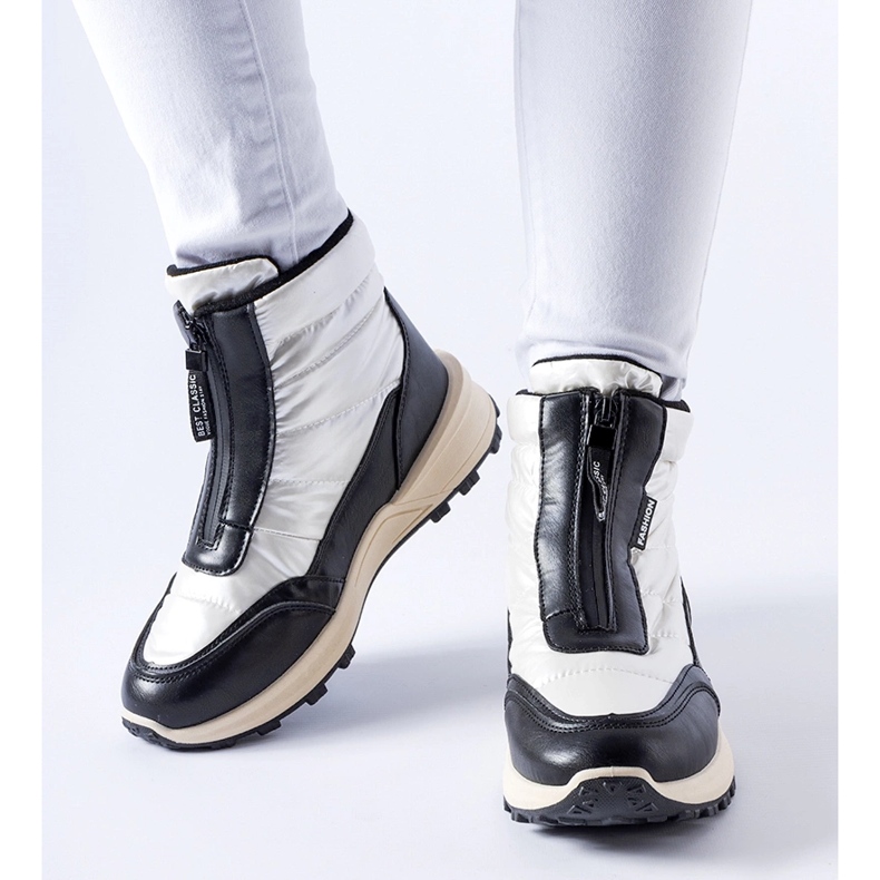 Białe ocieplane śniegowce na zamek Ritter 2