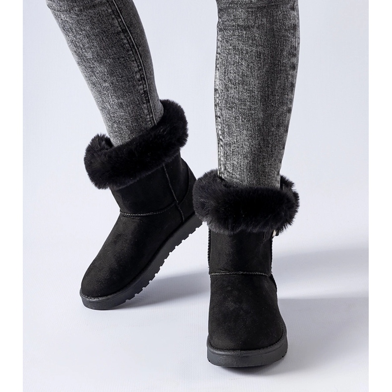 Czarne ocieplane futerkiem śniegowce Borgorato 1