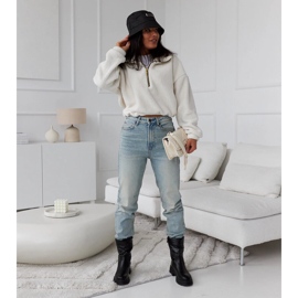 Czarne ocieplane botki z pikowaniem Malvaro 1