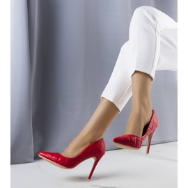 BM Czerwone pikowane szpilki Lore 1