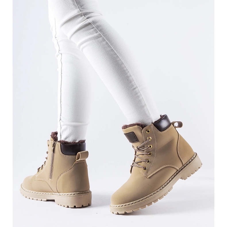 Beżowe ocieplane klasyczne workery Leonardo beżowy 1