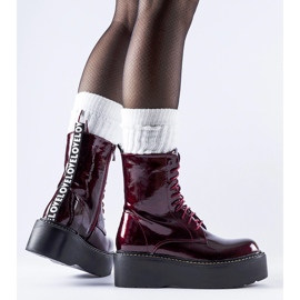 Bordowe lakierowane workery na platformie Leos czerwone 1